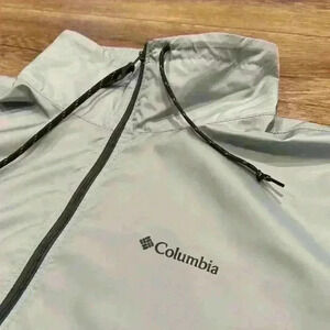COLUMBIA Flash Forward Women’s Windbreaker Size L in Excellent Condition